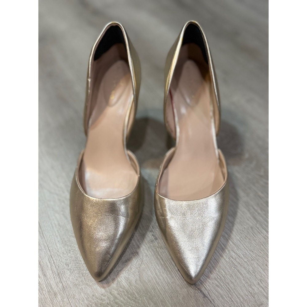 Bandolino Size 8 Metallic Gold D'Orsay Pointed-Toe Pumps